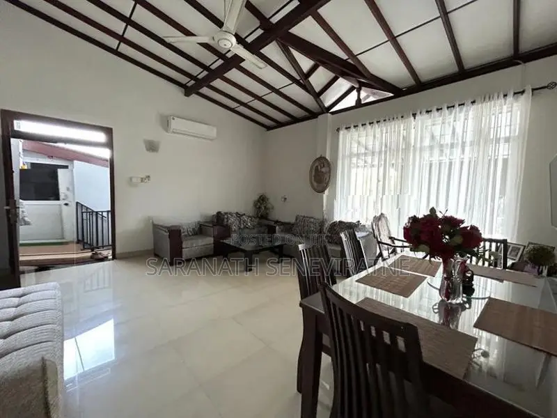 Residential House for Sale Kotte Madiwela Main Rd Facing