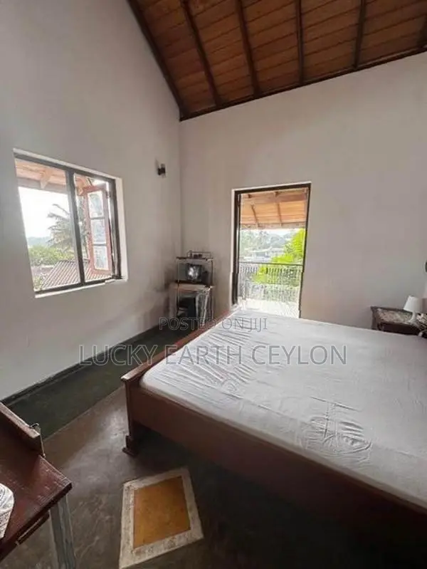 Pannipittiya, Semi Furnished, 2 Story House For Rent (MG1000)