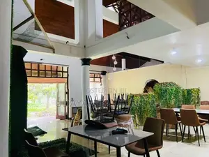 Restaurant Dining Table with Chairs