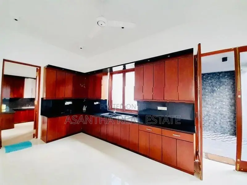 (AFA711) New 03 Story Luxury house With 20!P sale At Pitakotte
