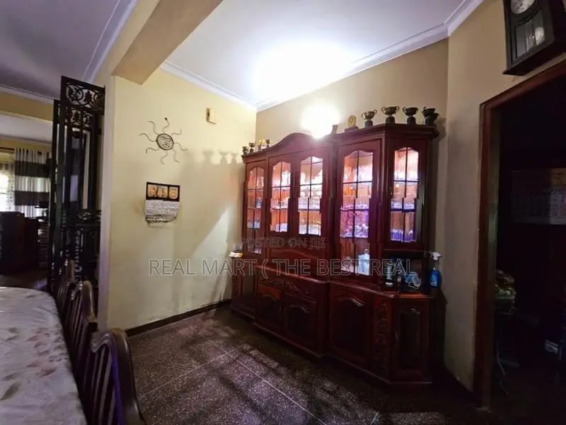 Ratmalana : 6BR (13 perches) House for Sale