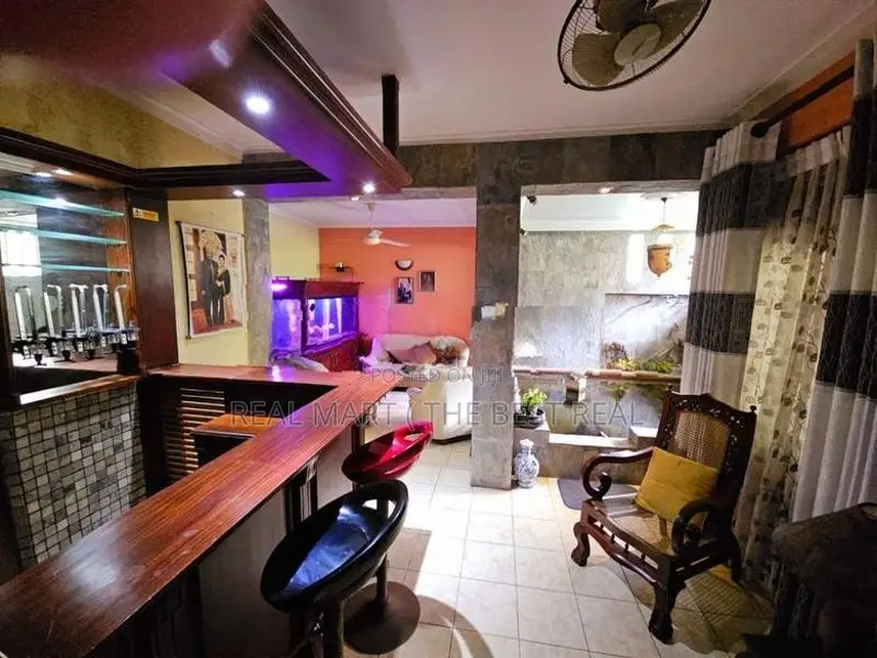 Ratmalana : 6BR (13 perches) House for Sale