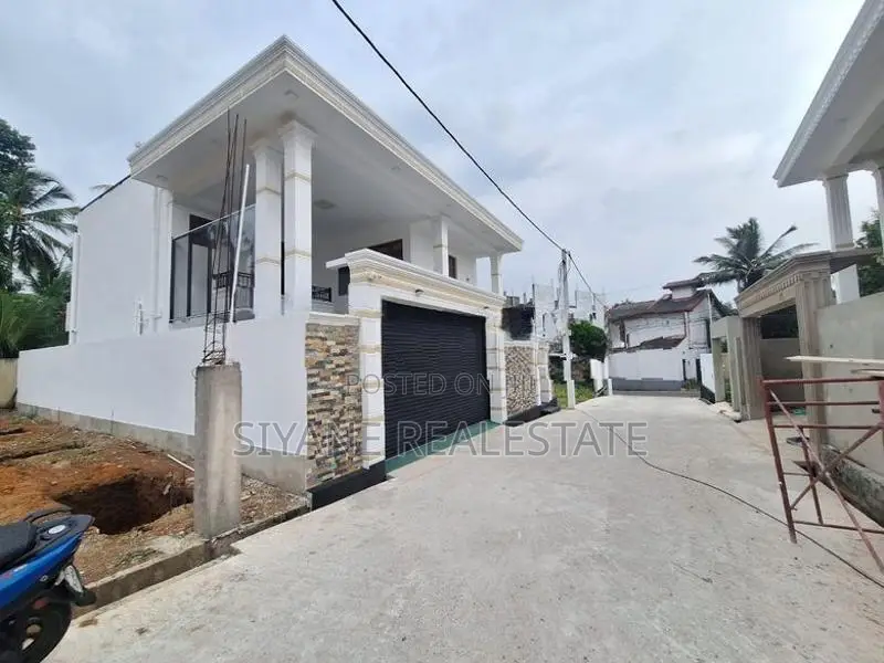 Brand New House for Sale in Boralesgamuwa