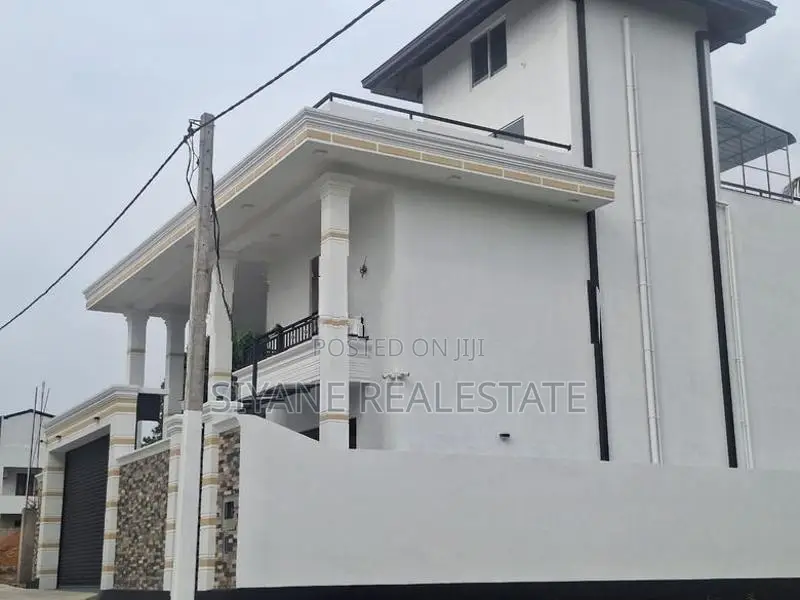 Brand New House for Sale in Boralesgamuwa