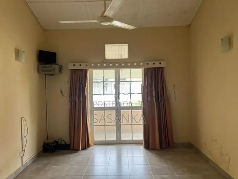 Nawala Senanayake Mawatha Luxury House For Rent