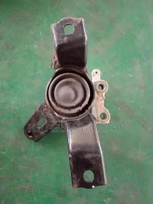 toyota prius W30 engine mount