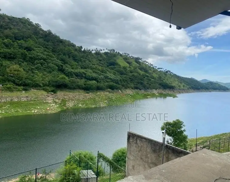 Breathtaking River-View Luxury Villa for Sale - Digana | SH15291