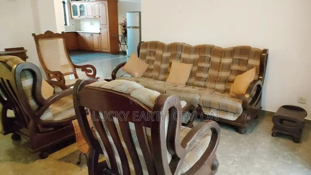 Nugegoda Short/Long Term 3 Bedroom Furnished Apartment (LEC306)