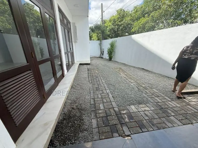 5BED HOUSE FOR SALE IN MALABE (SP987)