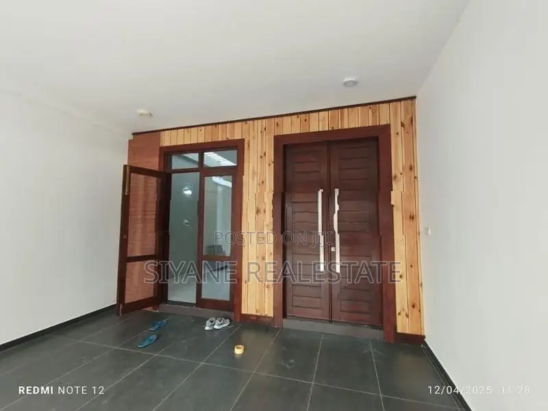 Brand New House for Sale in Athurugiriya