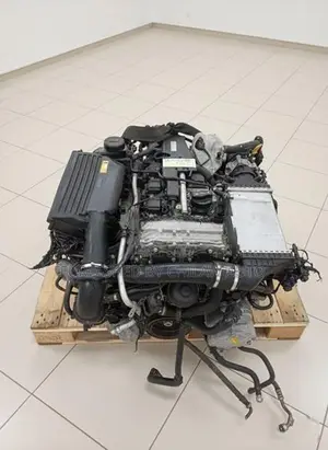 Mercedes Benz W205 Engine C350E
