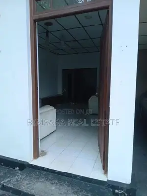 Refurbished 3BR Home in Gated Community – Gonawala, Kelaniya | SH15297