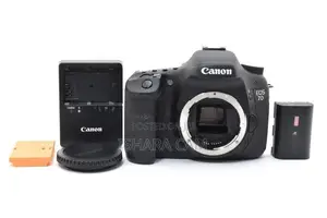 Canon 7D DSLR Body with Lens