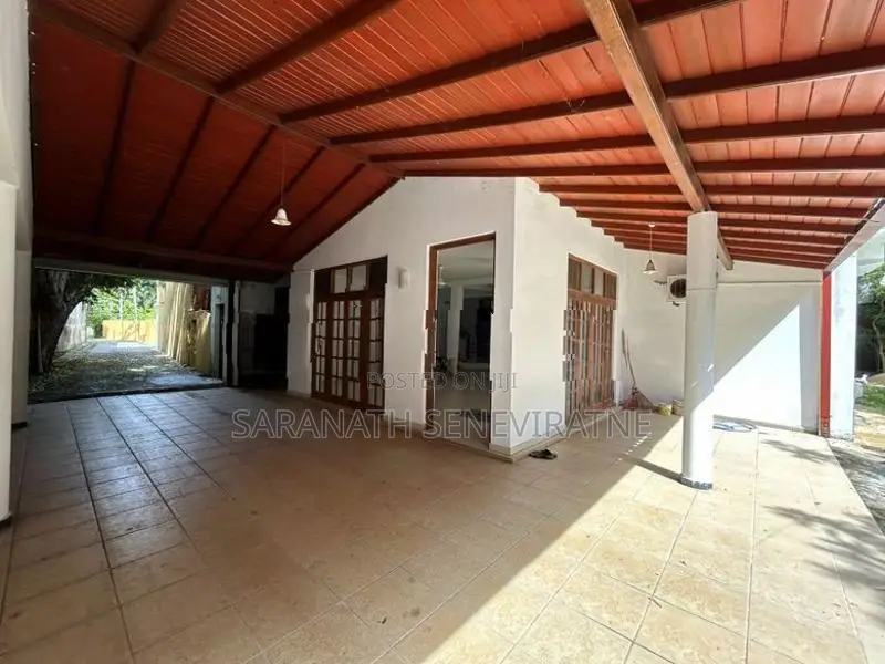 Solid House in Kotte Sale