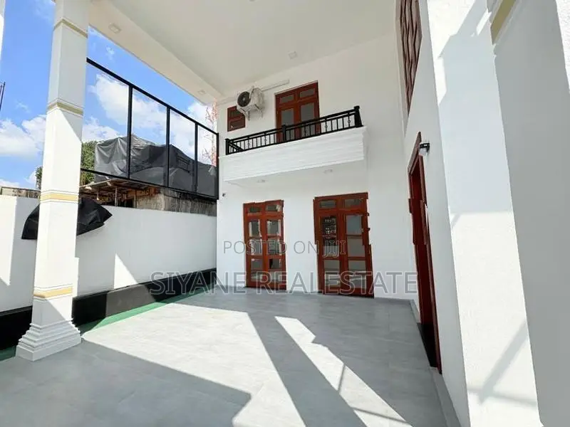 Brand New House for Sale in Boralesgamuwa