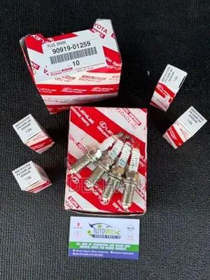 Toyota harrier AUV65 spark plugs genuine