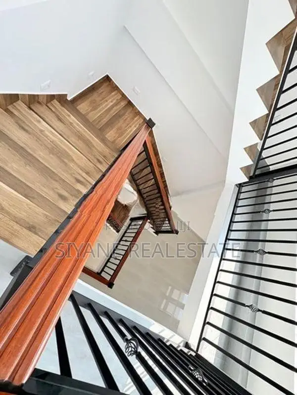 Brand New House for Sale in Boralesgamuwa