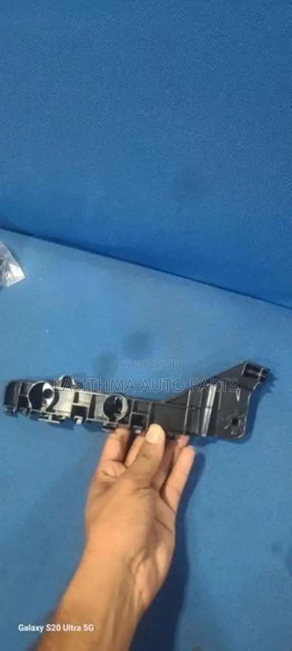 Eclipse Cross Front Bumper Retainer