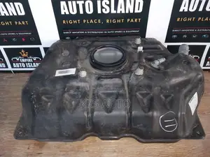Toyota Vitz KSP 130 Petrol Tank