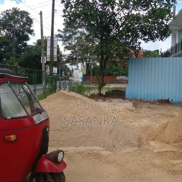 Piliyandala Kottawa main Road Facing 40Perches land For Rent