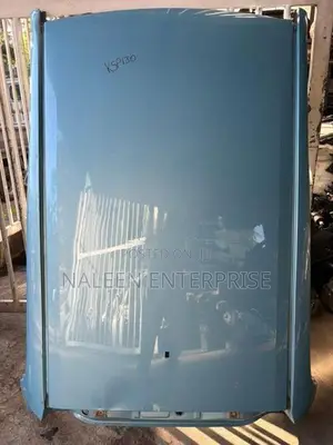 Toyota Vitz KSP130 Roof Cut