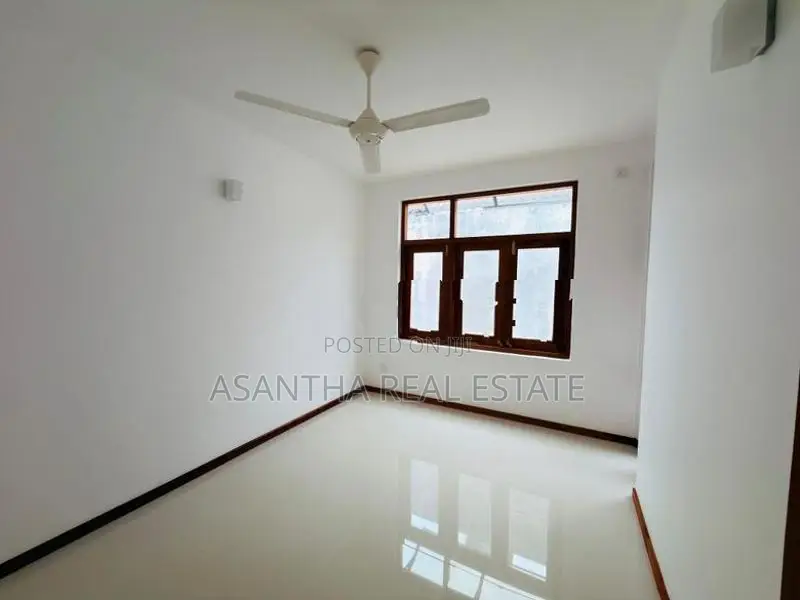 (AF503) Brand New House For Sale in Pelawatha
