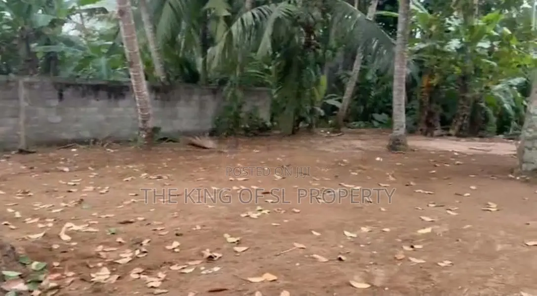 Land for Sale in Kahathuduwa
