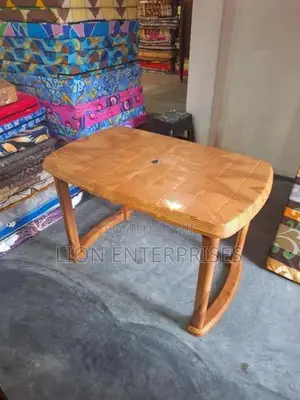 Nippon Plastic Tables