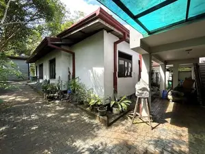 2 Houses For Sale in Same Property Piliyandala