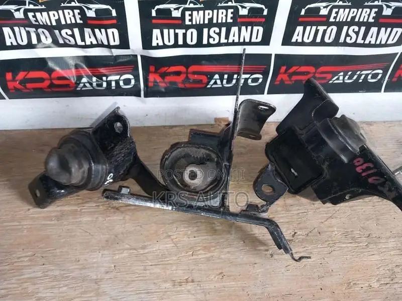 Toyota Vitz KSP 130 Mounts