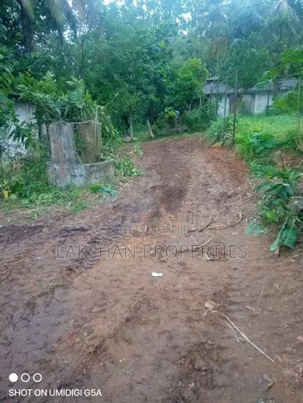 Land For Sale In Kesbewa Bandaragama Road