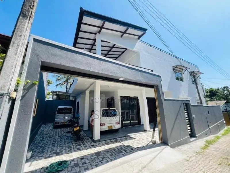 5 Bed With Brand New House Sale Malabe