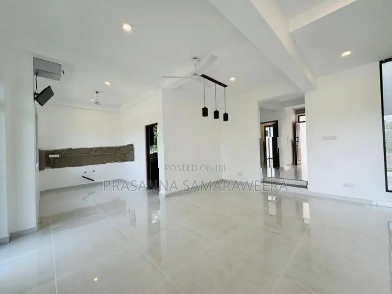 Solid Brand New Modern super luxury 2 Story House-piliyandala