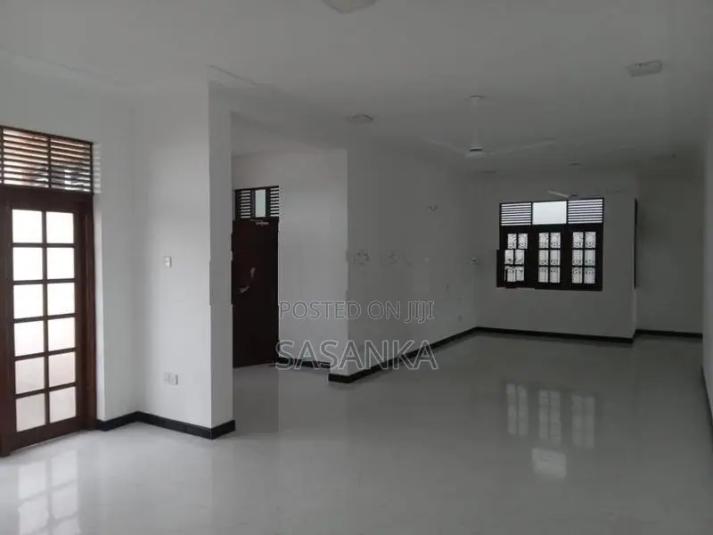 Colombo 6 (8000 Sqft) Building For Rent