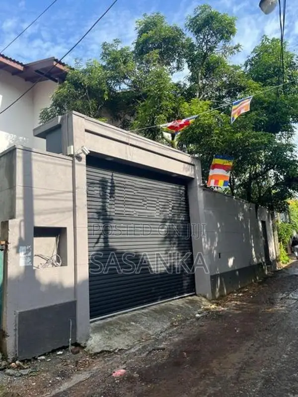 Boralesgamuwa Super Luxury House for Sale