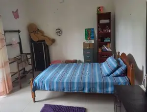 Boralesgamuwa Abillawatta Road Three Storey House for Sale
