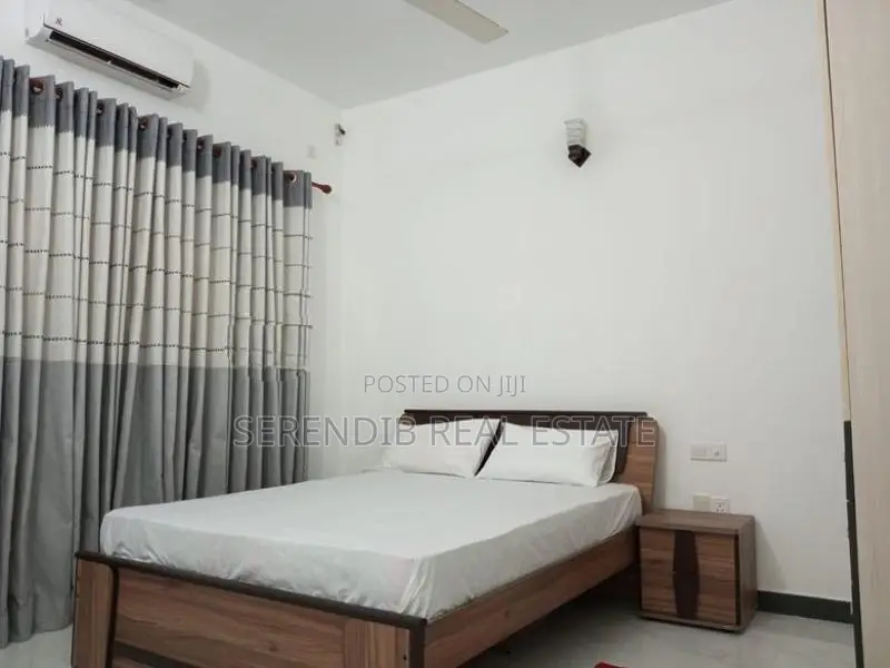 Sea View Furnishd Luxury Aparntment Sale in Mount Lavinia