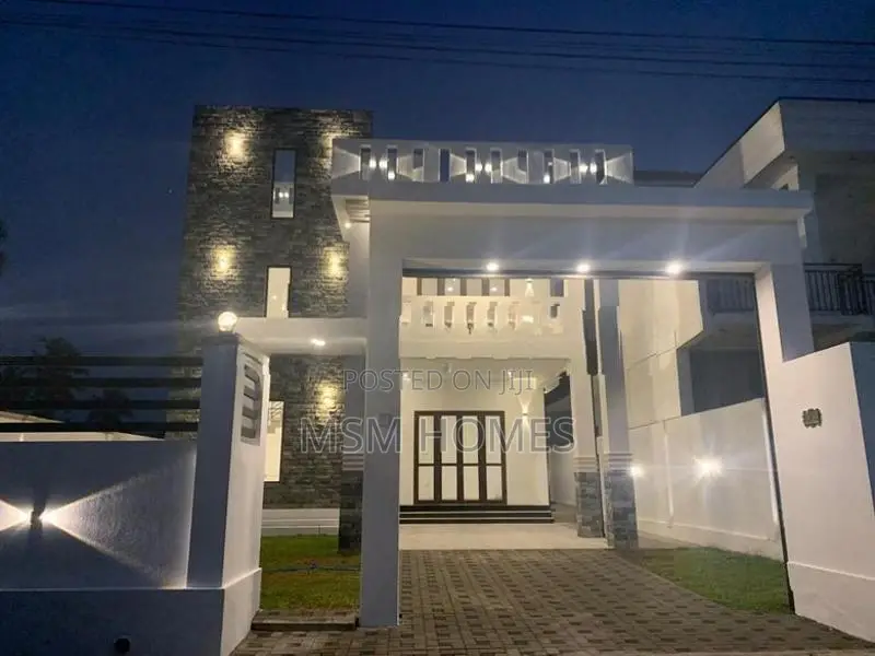 වැඩ අවසාන වී ඉගෙනගෙන අලුත් Box Modern නිවස විකිණිමට මීගමුව