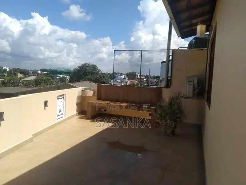 Boralegamuwa Rattanapitiya Luxury Two Story House For sale