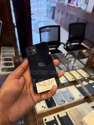 Apple iPhone 12 128GB (Used)