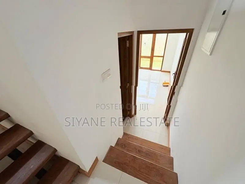 Brand New Luxury House For Sale in Pelawatha- Battaramulla