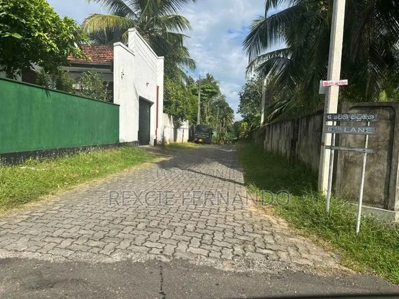 Bare Land for Sale Nittambuwa