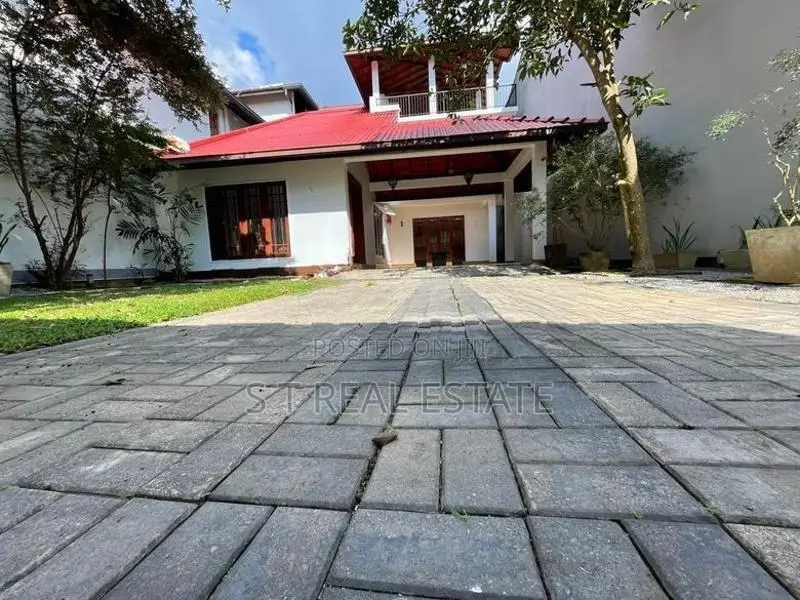 Almost Brand New Luxury 2 Story House For Sale In Battaramulla