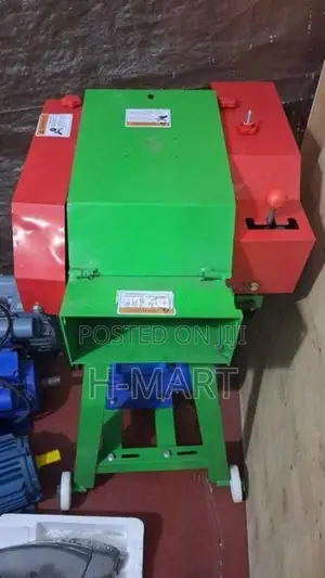 තණකොළ කැපීමේ යන්ත්‍රය කිරි ගවයින් සඳහා- Chaff cutter 3Hp motor