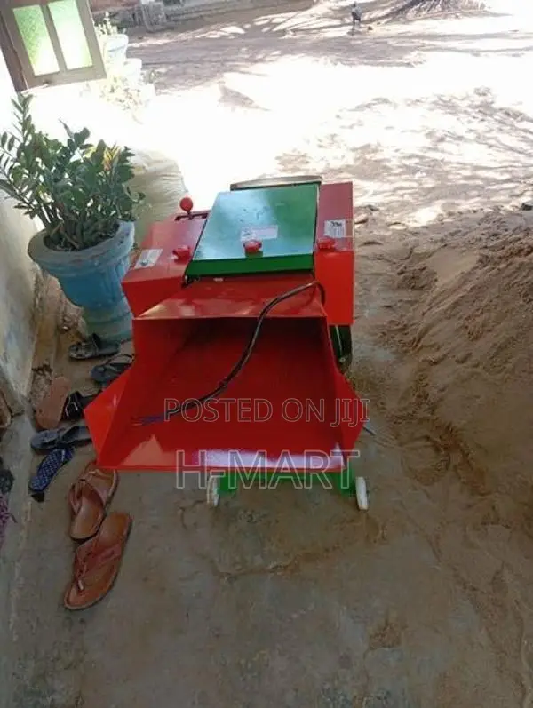 තණකොළ කැපීමේ යන්ත්‍රය කිරි ගවයින් සඳහා- Chaff cutter 3Hp motor