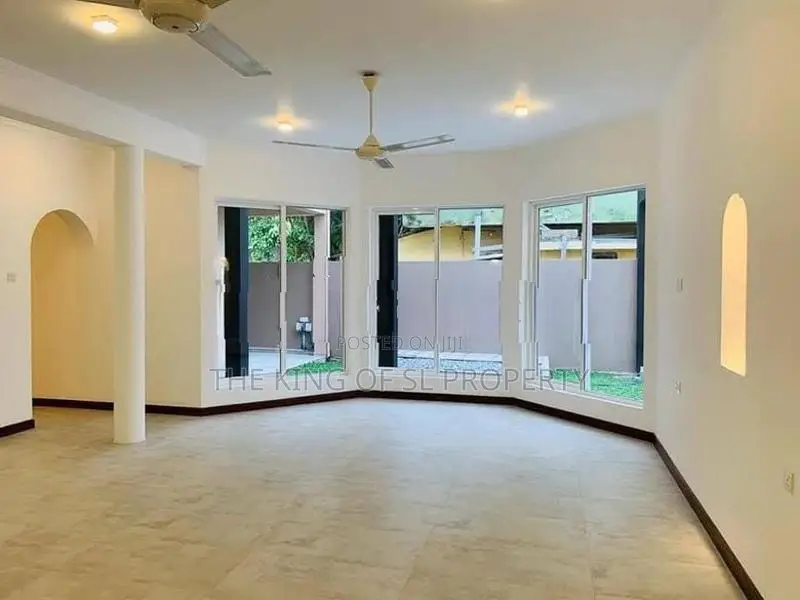 Luxury House for Sale in Moratuwa