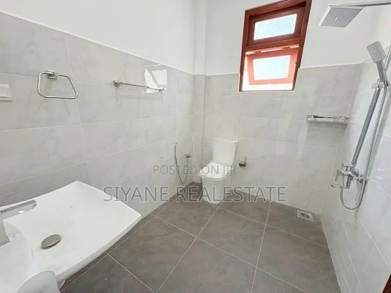 Luxury Brand New house For Sale in Piliyandala