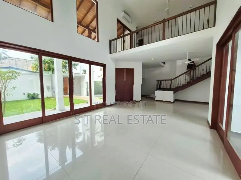Elegant Designed Luxury 3 Storey House for Sale in Pita Kotte