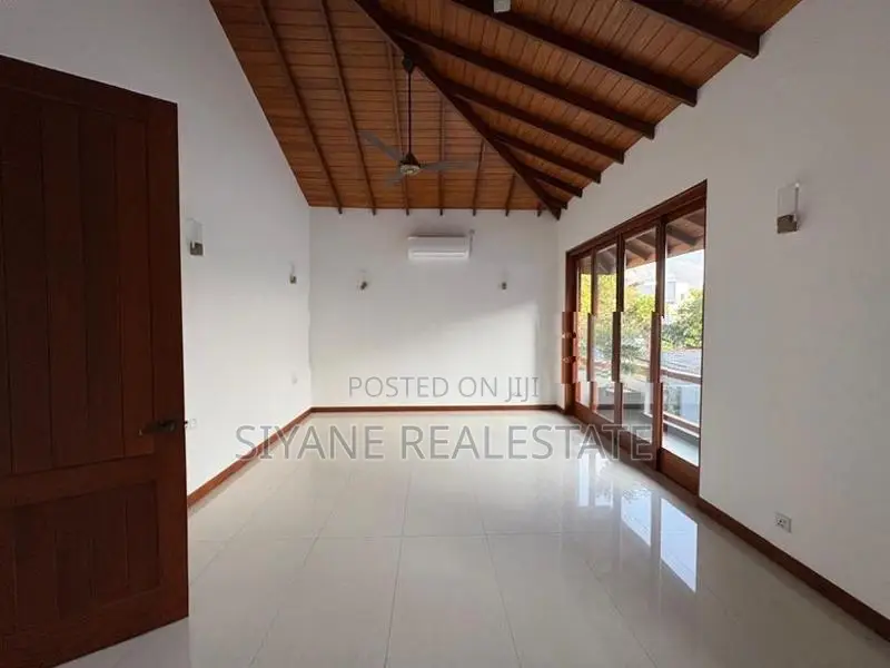 Luxury Brand New House for Sale in Kotte