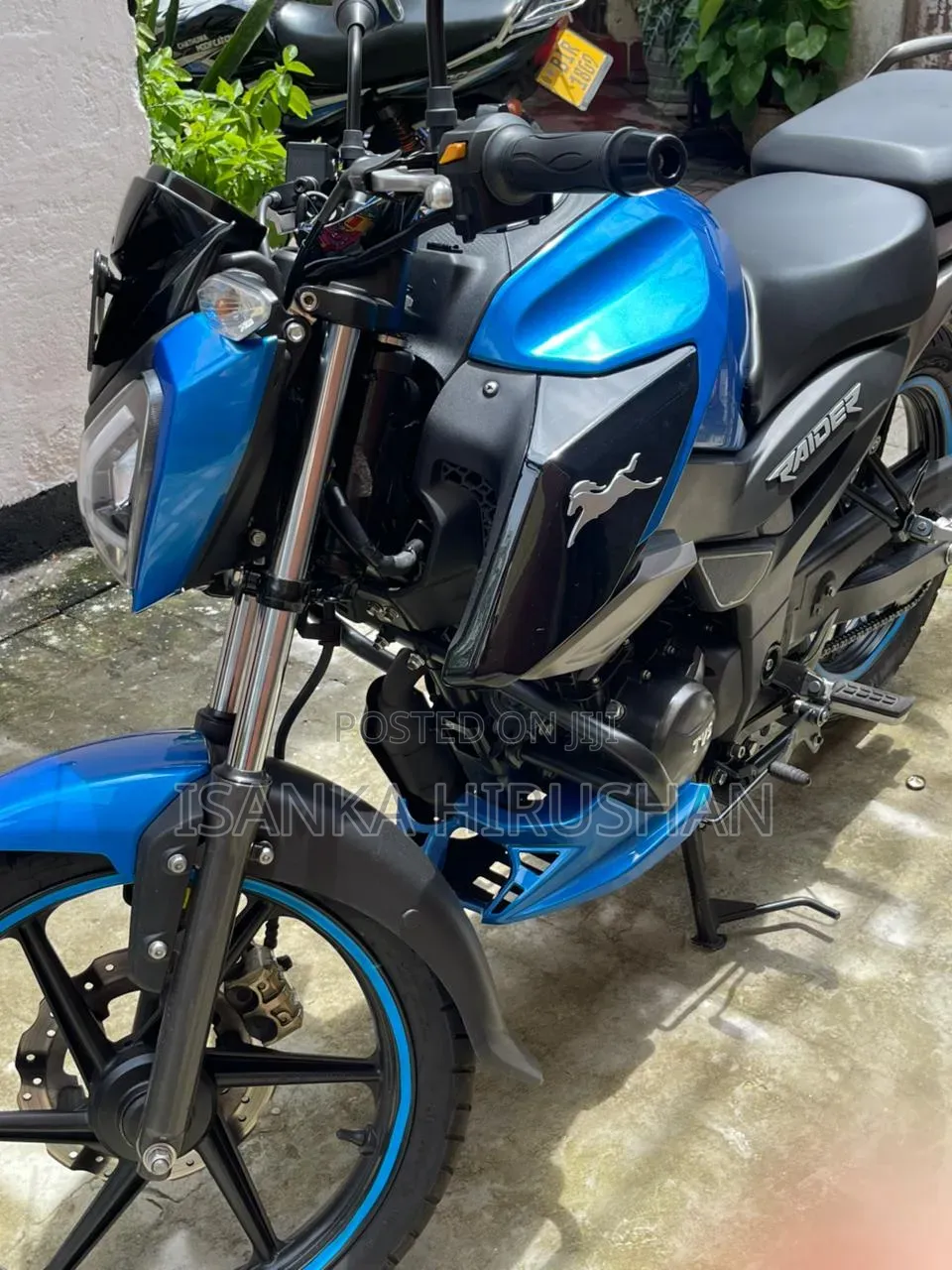 TVS Raider 125 2025 Blue